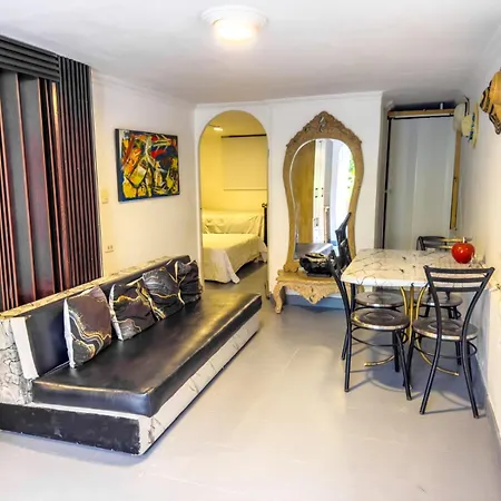 Colonial San Diego 3br *